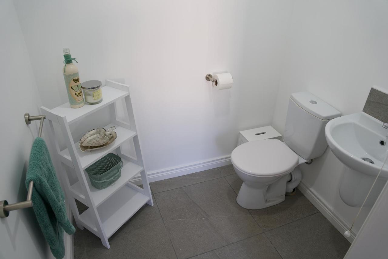 Modern 3 Bedroom Coastal Home Newry Esterno foto